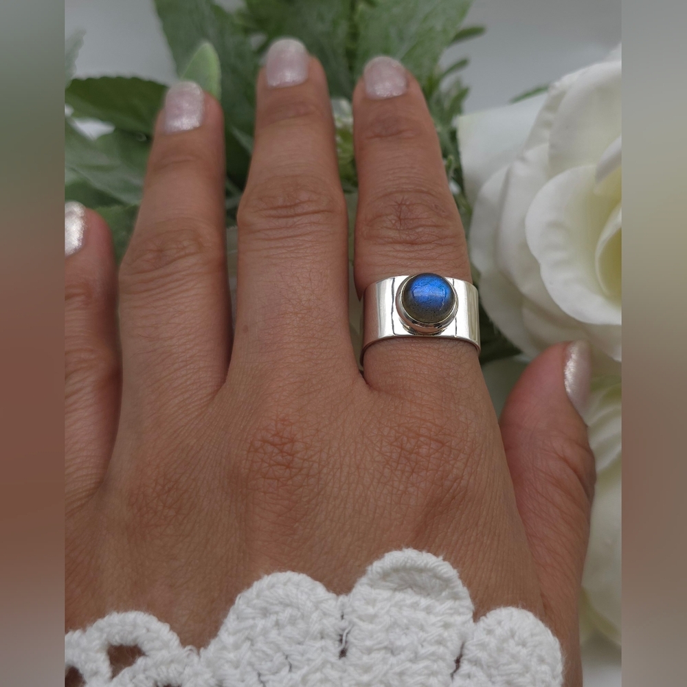 🥰 GLOWING ARTIST RING - Picture 8 of 13